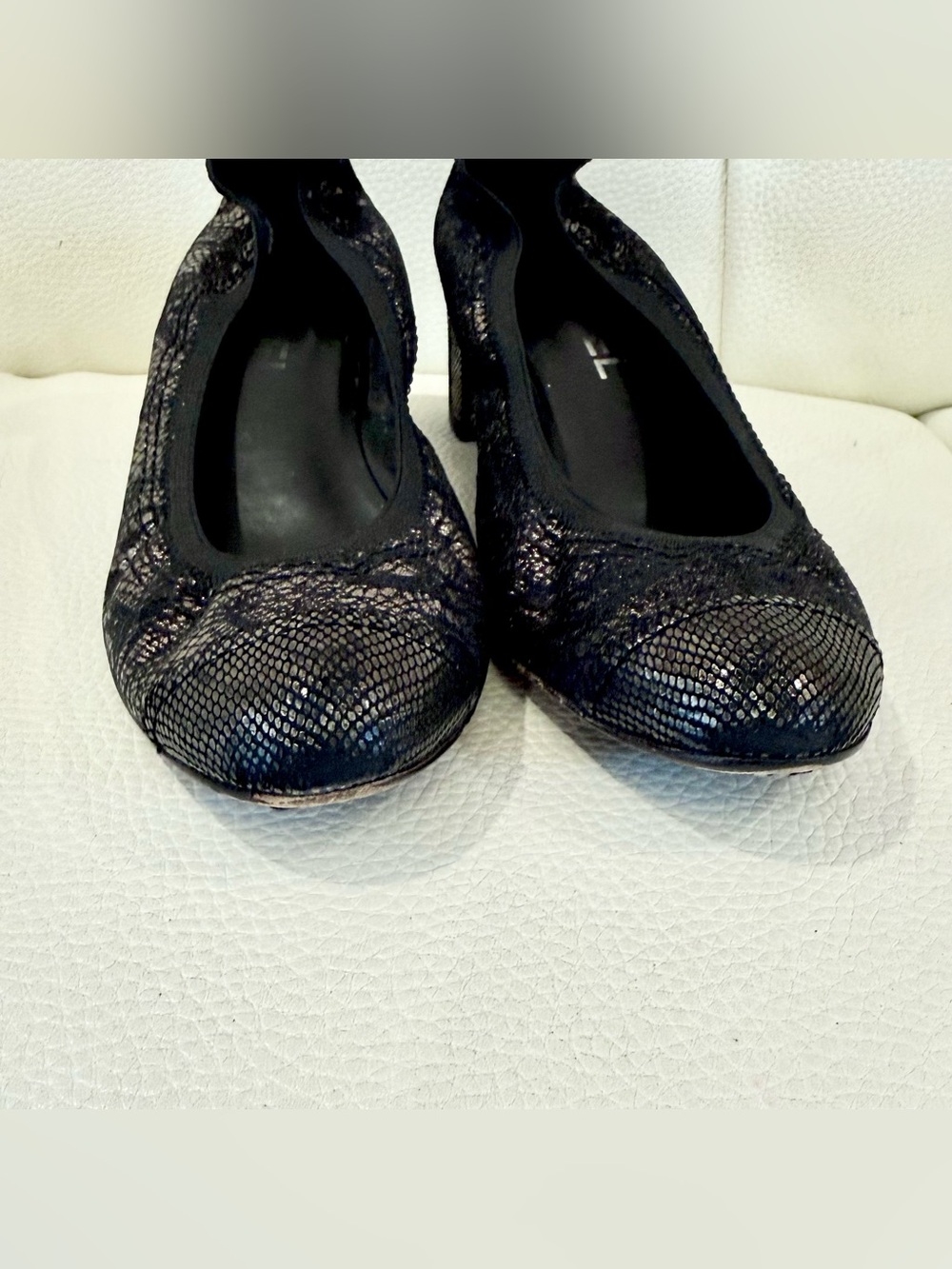 Chanel Pumps - Picture 5 of 8